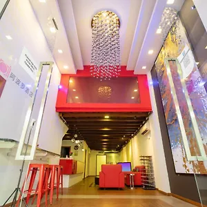 Inn Apollo, George Town