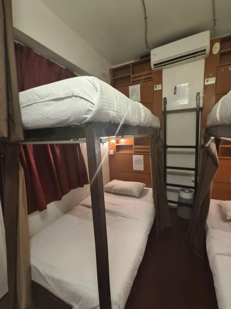 Hostel Red Inn Court George Town