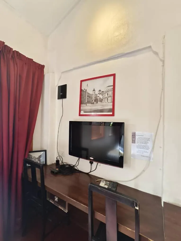 Red Inn Court George Town Hostel