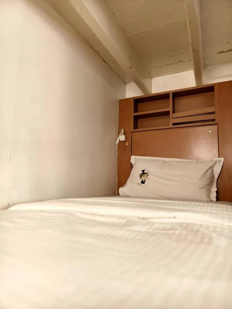 Red Inn Court George Town 0*,  Malaysia