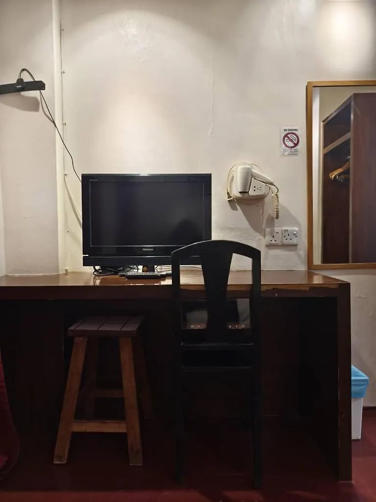 Red Inn Court George Town