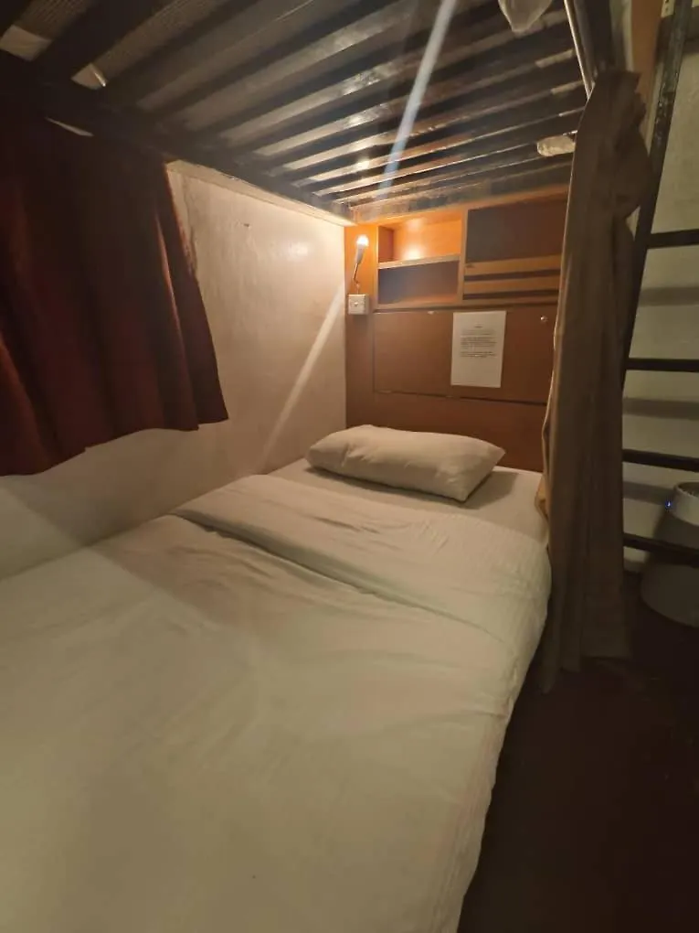 Hostal Red Inn Court George Town